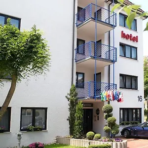 Astoria Am Urachplatz *** Štutgart